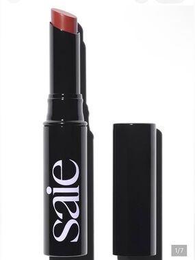 Saie Lip Blur Matte-Blurrring Lipstick in color Dada